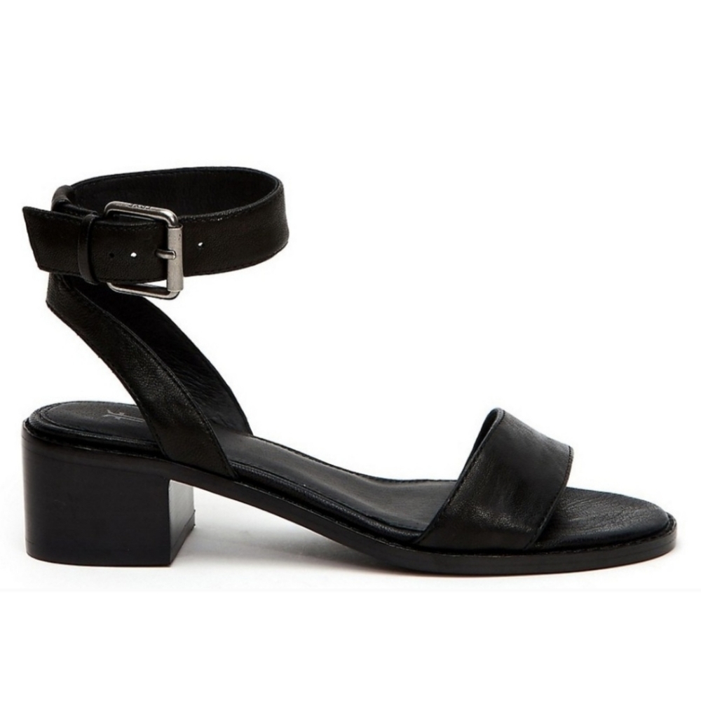 Frye Cindy ankle strap sandals. Size 10.